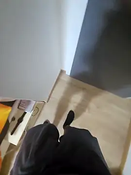 flirt 23 online show from 03-11-26, 08:04