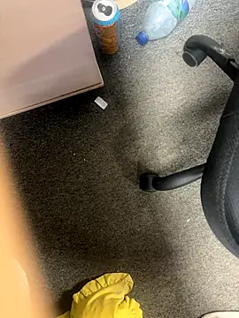 HiddenHoneyLDN online show from 11-07-25, 11:21