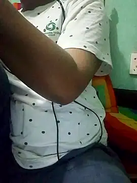 Snapshot of Maria_Mahi chatting on 10-19-25, 05:24 Maria Mahi online show from 10-19-25, 05:24