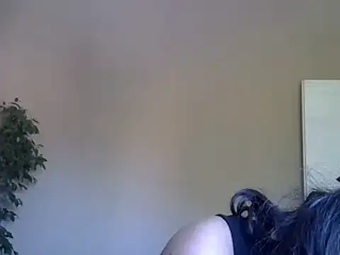 Snapshot of ITALIANASISIXX chatting on 06-13-26, 02:37 ITALIANASISIXX online show from 06-13-26, 02:37
