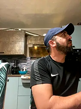 Snapshot of andrey1887 chatting on 11-21-25, 12:43 andrey1887 online show from 11-21-25, 12:43