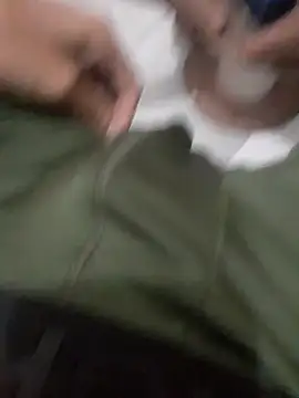 Snapshot of Flaqki chatting on 10-09-25, 06:28 Flaqki online show from 10-09-25, 06:28