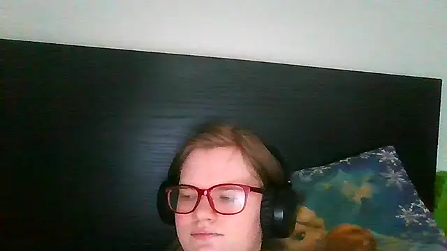 Moonolighta online show from 02-02-26, 09:30