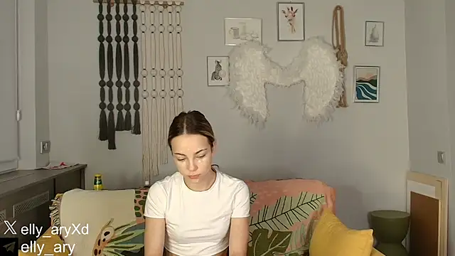 Snapshot of daddyonlyloveme chatting on 12-18-25, 09:21 daddyonlyloveme online show from 12-18-25, 09:21