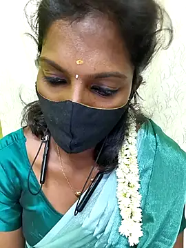 Snapshot of Honey_rosetamil chatting on 05-02-26, 11:54 Honey rosetamil online show from 05-02-26, 11:54
