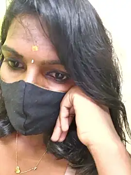 Snapshot of Honey_rosetamil chatting on 05-07-26, 11:26 Honey rosetamil online show from 05-07-26, 11:26
