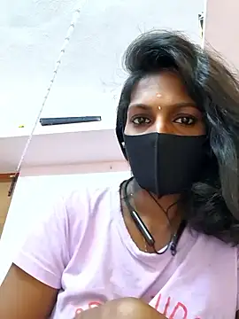 Snapshot of Honey_rosetamil chatting on 05-18-26, 07:47 Honey rosetamil online show from 05-18-26, 07:47