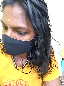 Snapshot of Honey_rosetamil chatting on 05-28-26, 05:38 Honey rosetamil online show from 05-28-26, 05:38