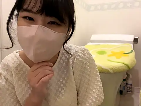Snapshot of sora_033 chatting on 10-19-25, 03:12 sora 033 online show from 10-19-25, 03:12