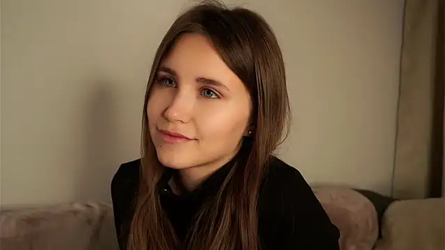 Snapshot of EthalFlowers chatting on 09-21-25, 12:45 EthalFlowers online show from 09-21-25, 12:45