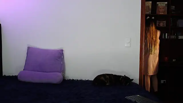 karlamoon23 online show from 11-08-25, 08:51