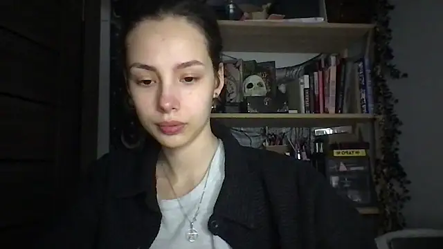 Yuna5343 online show from 03-21-26, 09:40