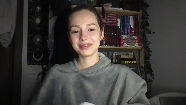 Yuna5343 online show from 04-16-26, 09:39