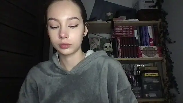 Yuna5343 online show from 04-22-26, 08:43