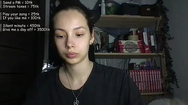 Yuna5343 online show from 06-06-26, 07:29