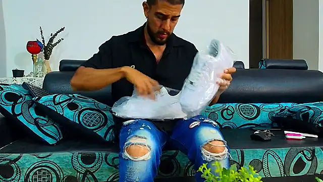 DaveSoldier online show from 10-04-25, 04:54