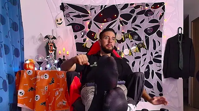 DaveSoldier online show from 10-30-25, 05:09