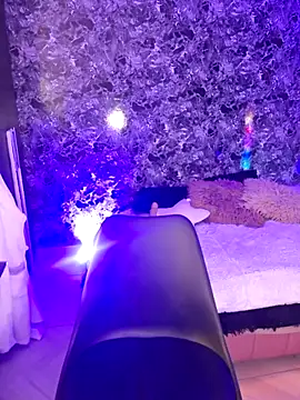 Snapshot of Bigass_curvy chatting on 09-22-25, 10:23 Bigass curvy online show from 09-22-25, 10:23