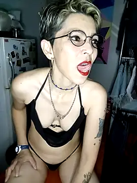 Lulypsicologasexual online show from 10-22-25, 02:23