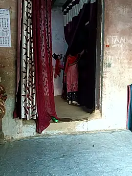 Snapshot of heena3355 chatting on 11-29-25, 04:04 heena3355 online show from 11-29-25, 04:04