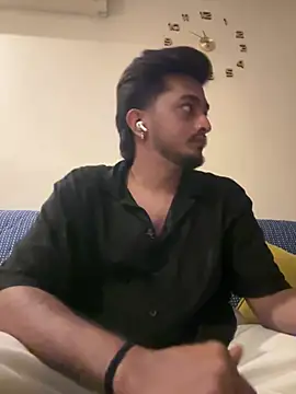 Snapshot of seenu2101 chatting on 05-24-26, 06:24 seenu2101 online show from 05-24-26, 06:24