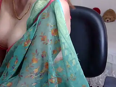 Snapshot of rekha_1508 chatting on 03-03-26, 02:18 rekha 1508 online show from 03-03-26, 02:18