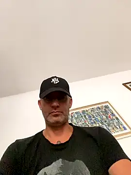 Maurinho3005 online show from 09-13-25, 06:57