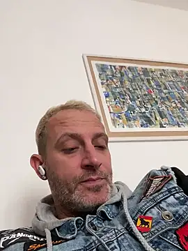 Maurinho3005 online show from 09-29-25, 09:58