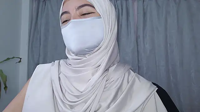 Snapshot of jade_nassar chatting on 04-28-26, 11:54 jade nassar online show from 04-28-26, 11:54