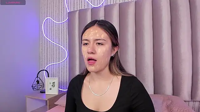 SamanthaPeachss online show from 02-02-26, 01:21