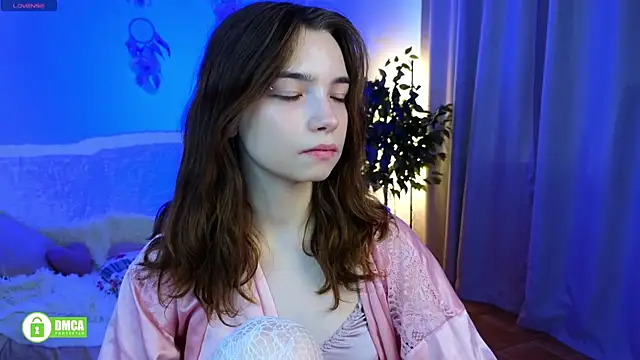 Evi Brook online show from 04-03-26, 12:25