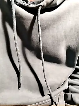 JohnnyTos online show from 09-13-25, 06:40