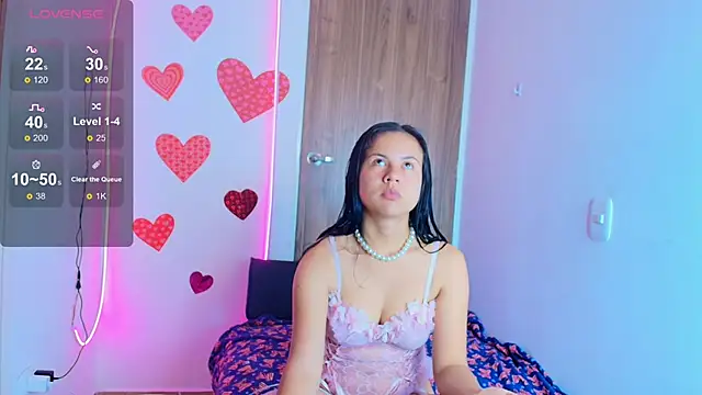 Snapshot of mady_gh chatting on 11-13-25, 10:41 mady gh online show from 11-13-25, 10:41