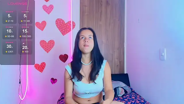 Snapshot of mady_gh chatting on 11-26-25, 06:14 mady gh online show from 11-26-25, 06:14