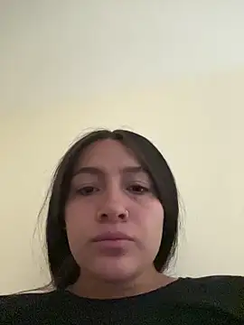 Alyha Cortes online show from 04-20-26, 01:47