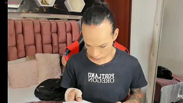 sara slut21 online show from 01-12-25, 07:53