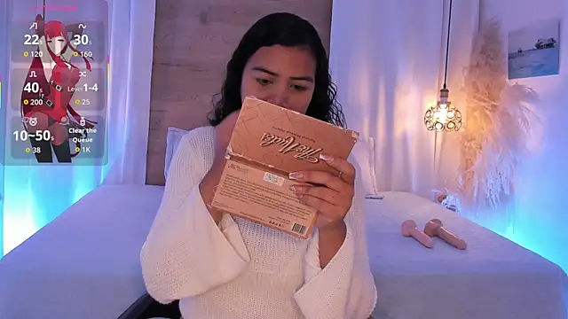 Artemisa08 online show from 12-18-25, 02:17