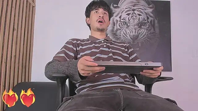 DimitriDeluxe online show from 10-18-25, 08:09