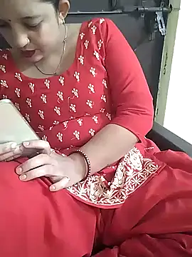 Snapshot of Diya-Sharmaa chatting on 10-06-25, 05:38 Diya-Sharmaa online show from 10-06-25, 05:38