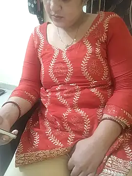Snapshot of Diya-Sharmaa chatting on 10-24-25, 05:26 Diya-Sharmaa online show from 10-24-25, 05:26