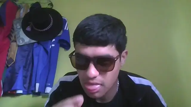 juanfritaa21 online show from 10-05-25, 06:50