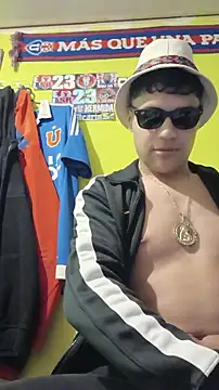 juanfritaa21 online show from 08-04-26, 11:18