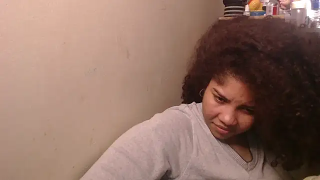 madelene online show from 10-10-25, 04:11