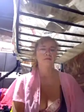 SexyHottMom online show from 10-19-25, 08:09