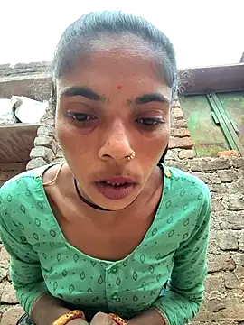 Snapshot of Sonam_mehta chatting on 11-20-25, 01:28 Sonam mehta online show from 11-20-25, 01:28