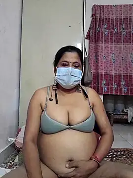 Snapshot of mature_mimi chatting on 11-19-25, 06:08 mature mimi online show from 11-19-25, 06:08