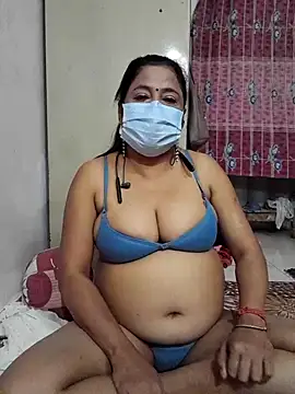 Snapshot of mature_mimi chatting on 11-20-25, 06:40 mature mimi online show from 11-20-25, 06:40