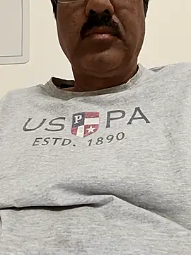 moonflower25 online show from 09-11-25, 02:17