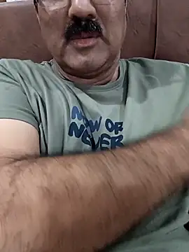 moonflower25 online show from 12-18-25, 02:34