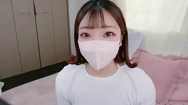 Snapshot of Rina_72 chatting on 03-12-26, 05:13 Rina 72 online show from 03-12-26, 05:13